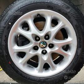 Cerchi in lega Alfa Romeo R15