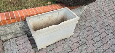 3 fioriere in cemento h 56 lungh 90 prof 45