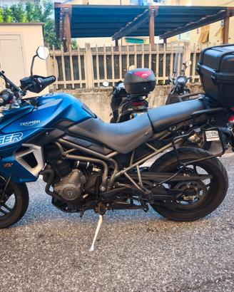 TRIUMPH TIGER 800 XRT