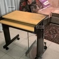 Tavolo per PC carrellato