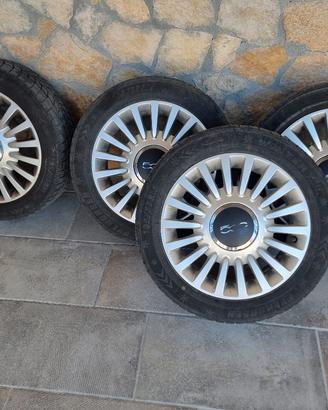 4 Cerchi in lega complete Fiat 500