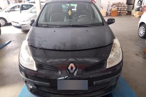 Renault clio 1.2 con cambio rotto