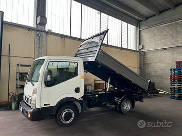 Nissan cabstar 2015 ribaltabile 2015