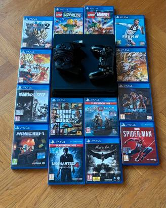 PS4 Slim + 14 Giochi + 2 Controller