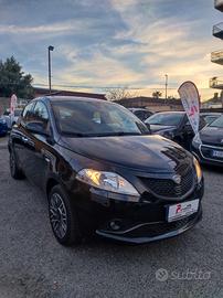 Lancia Ypsilon 1.2 69 CV 5 porte GPL Ecochic Plati