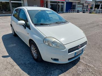 Grande Punto 1.3 mjet cambio automatico 