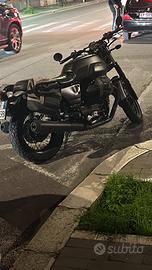 Moto Guzzi v7 Rough luglio 2019