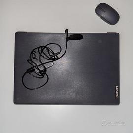Laptop Lenovo V15