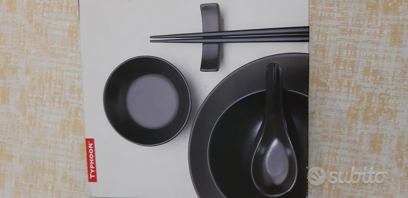 Set piatti quadrati Japan Style - Arredamento e Casalinghi In vendita a  Milano