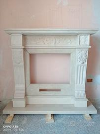 camino in marmo scolpito 