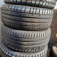 225/40/18 dunlop