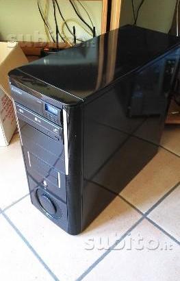 Pc fisso perfettamente funzionante