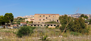 Vendita Fabbricato cn TerrenoCannatello San leone