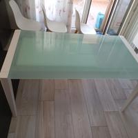 tavolo soggiorno cristallo allungabile