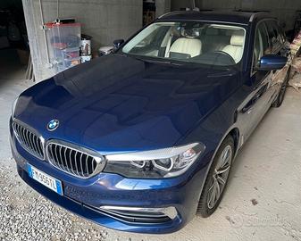 Bmw serie 5 520d touring Luxury automatica