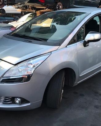 Peugeot 5008 2011