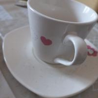tazza te' con piatto