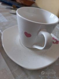 tazza te' con piatto