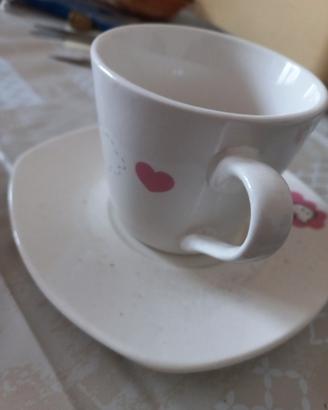 tazza te' con piatto