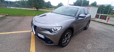 Alfa stelvio veloce q4