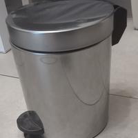 Piccola pattumiera metallo Meliconi