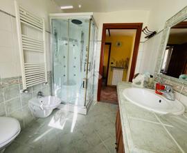 3 LOCALI A LANZO TORINESE