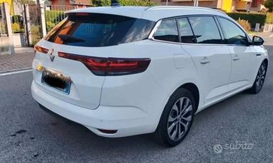  Renault megane1.5 115 diesel  cambio automatico è
