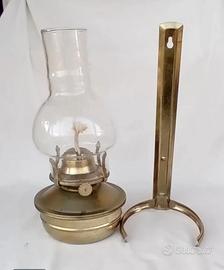 Lampada a olio in ottone da parete o da tavolo 