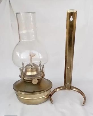 Lampada a olio in ottone da parete o da tavolo 