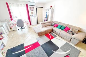 VILLA A SCHIERA A SORBOLO