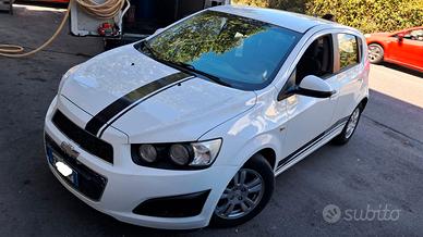 Aveo 1.2 16v 86cv Gpl