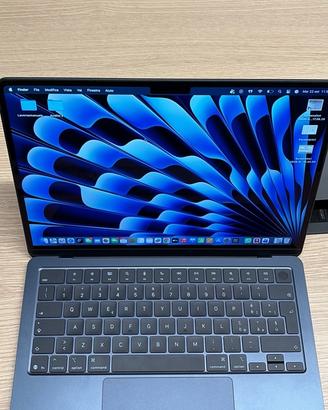 Macbook Air M4 2025