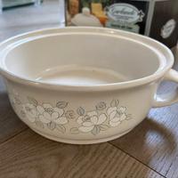 Casseruola dipinta a mano in ceramica stoneware