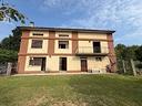 casa-singola-con-rustico-a-majano