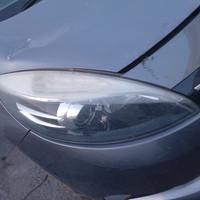 Fanale anteriore dx Renault Scenic x mod anno 2015