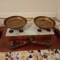 Bilancia con pesi da arredo