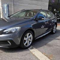 VOLVO V40 Cross Country D2 1.6 Momentum