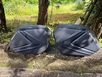 Valigie laterali moto GIVI V37NNT