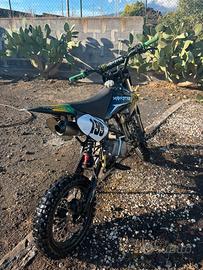 Pit bike 125
