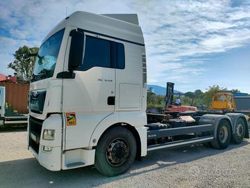 MAN TGX 26-440 Motrice 6x2 con sponda Dhollandia