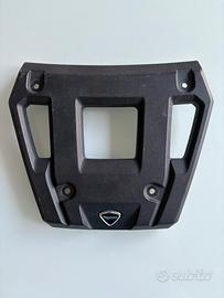 Piastra top case triumph tiger