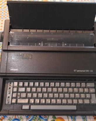 macchina da scrivere OLIVETTI
