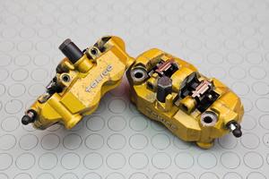 PINZE ANTERIORI SUZUKI GSXR 1000 2003 2004