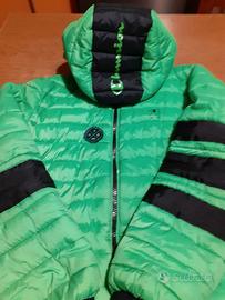 Giacca a vento leggera colore verde