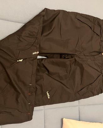 Giubbotto e pantalone da neve