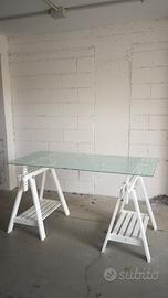 Scrivania o tavolo con pianale in vetro