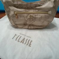 borsa a spalle e tracolla.