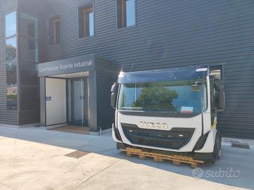 Cabina IVECO STRALIS Trakker / Hi-Road E6