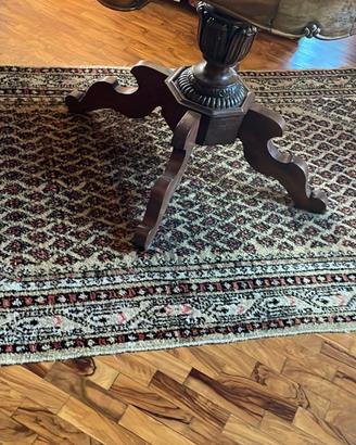 Tappeto persiano nello stile Saraband