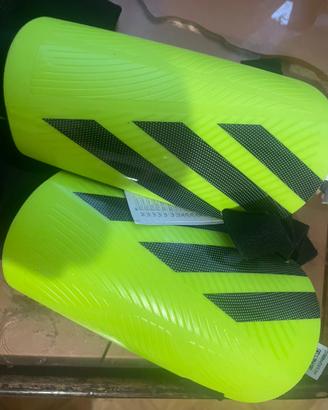 Parastinchi di calcio adidas